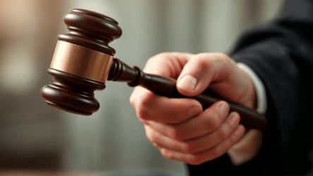 Чоловік вбив матір своїх дітей — як покарав суд - 285x160