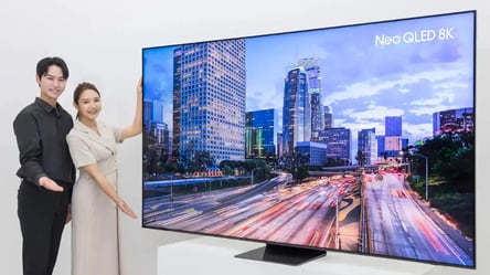 Samsung представила огромный 8K-телевизор по цене автомобиля - 285x160