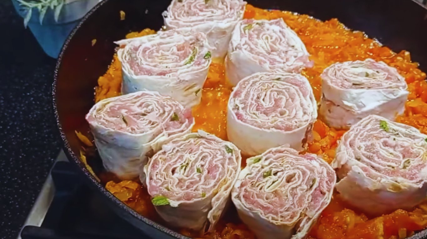 рецепт рулетів з лавашем та фаршем
