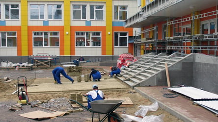 СБУ выявила схему хищения средств на ремонте образовательных учреждений Одесской области - 285x160