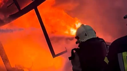 Россия атаковала Одессу дронами, зафиксировано попадание в дом - 285x160