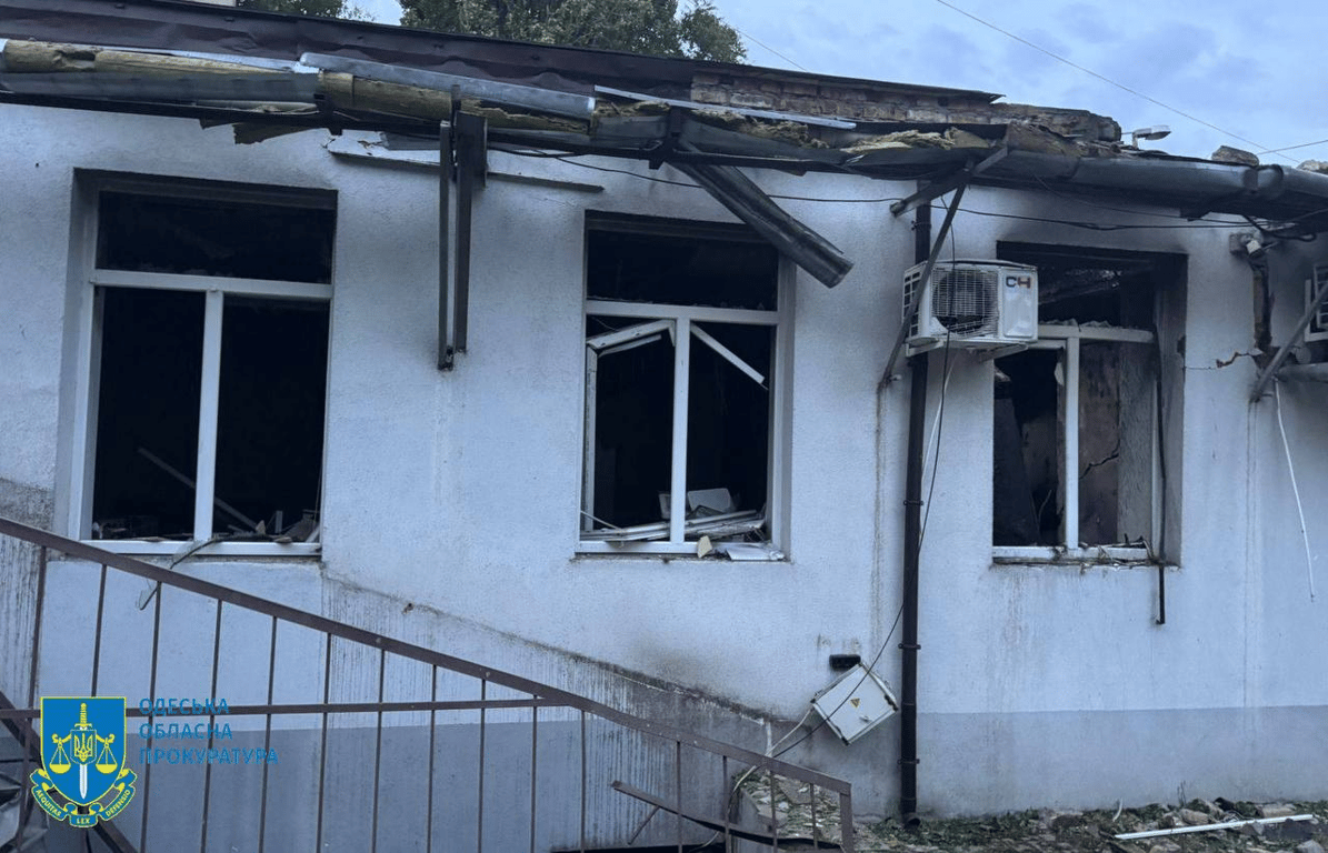 Наслідки дронової атаки на Одесу — є загиблі та поранені - фото 6