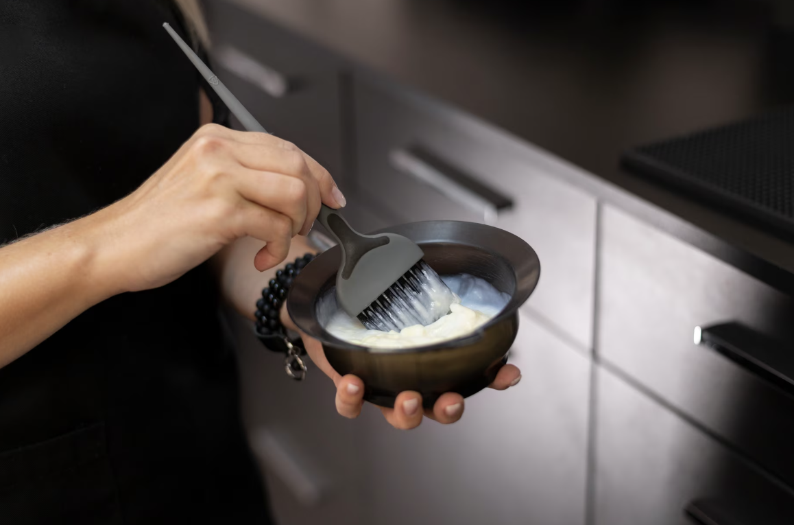 Як правильно підійти до фарбування волосся