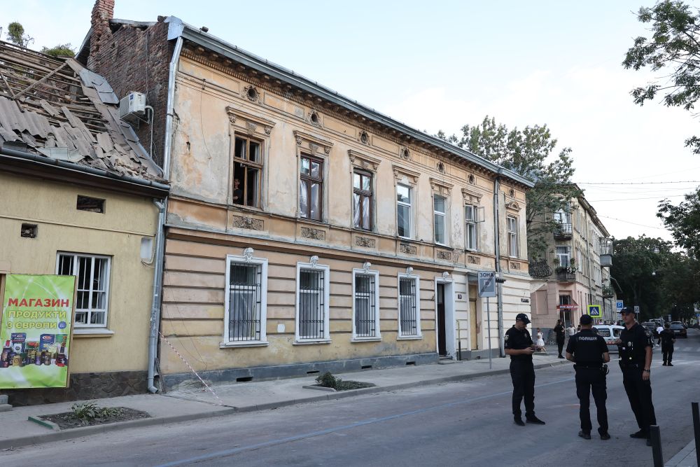 відновлення будинків у Львові після удару РФ