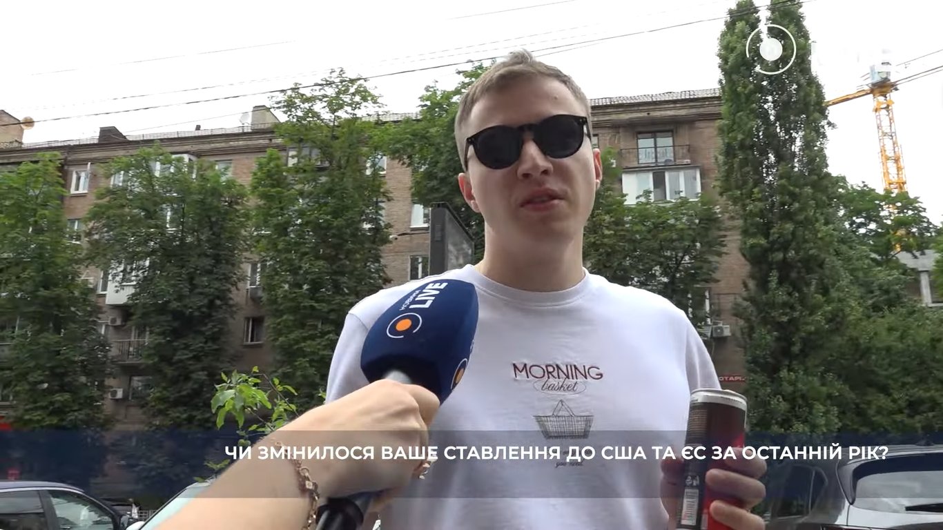 Кияни розчаровані у політиці США