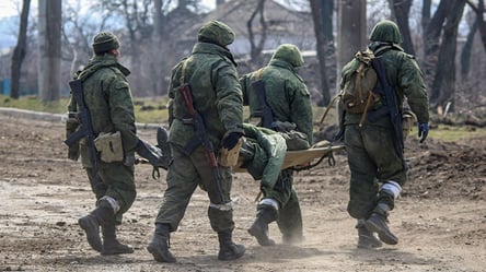 В Мариуполе оккупанты подорвались во время погони за украинскими партизанами - 285x160