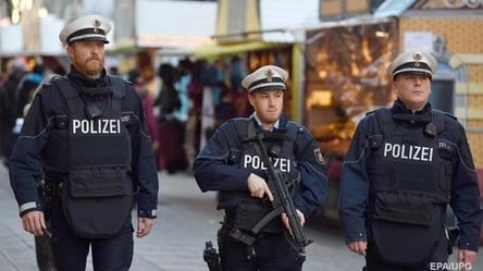 У Німеччині затримали екстремістів, які хотіли скинути владу: серед підозрюваних росіянка - 285x160