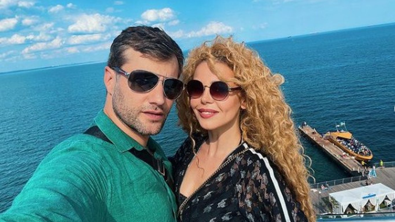Алина Гросу рассказала, собирается замуж за Романа Полянского