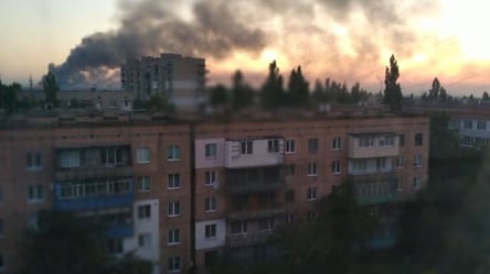 Пылает и гремит: ВСУ атаковали вражеский склад боеприпасов в Кадиевке. Видео - 285x160