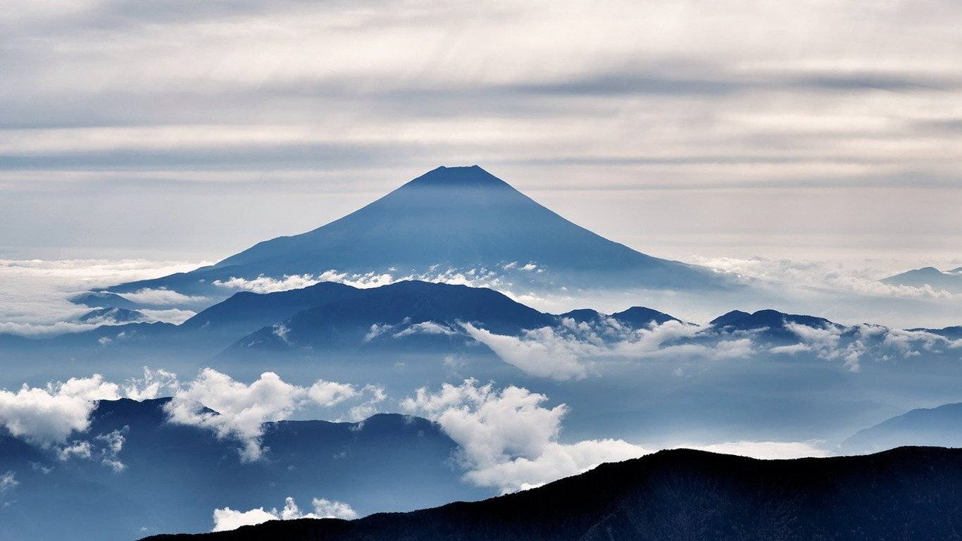 10 вещей, которые категорически нельзя делать туристам в Японии
