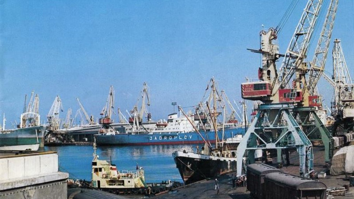 Как работал Одесский порт в 1960-х годах - историческое видео