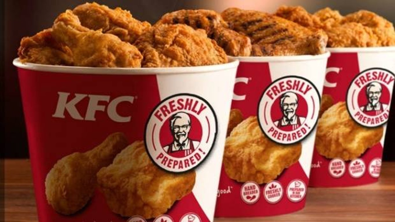 В KFC нашли куриную голову в заказе - курьезное фото