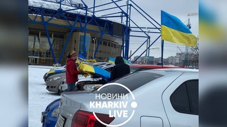 В Харькове устроили патриотический автопробег. Фото, видео - 285x160