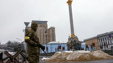 У Києві та області  терміново змінили тривалість комендантської години: усі подробиці - 285x160