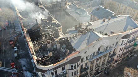 Дело о пожаре в доме Асвадурова: колледж просит суд отдать здание Одесскому городскому совету - 285x160