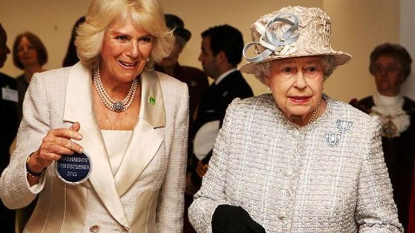 Елизавета II хочет, чтобы герцогиня Камилла стала королевой-консортом