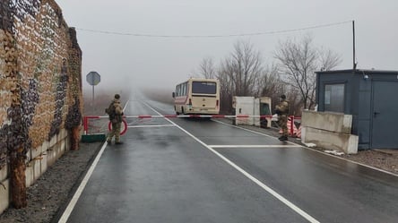 В Украине изменили правила пересечения КПВВ с оккупированных Донбасса и Крыма - 285x160