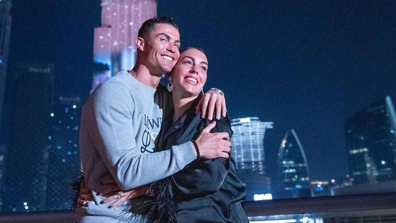 Кріштіану Роналду влаштував сюрприз нареченій у Дубаї за 60 тис. доларів - фото