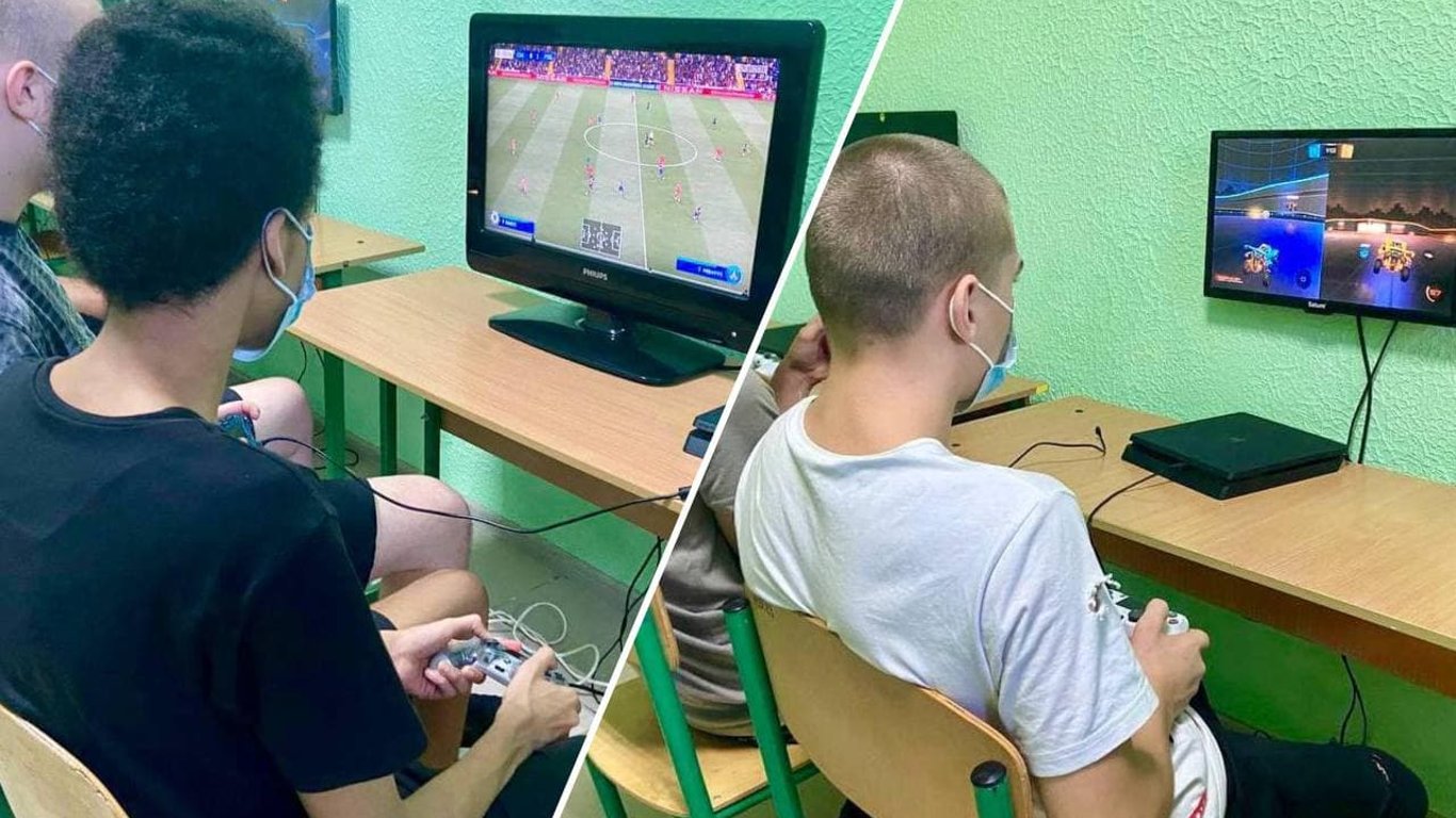 В Одесский СИЗО передали игровые приставки для подростков