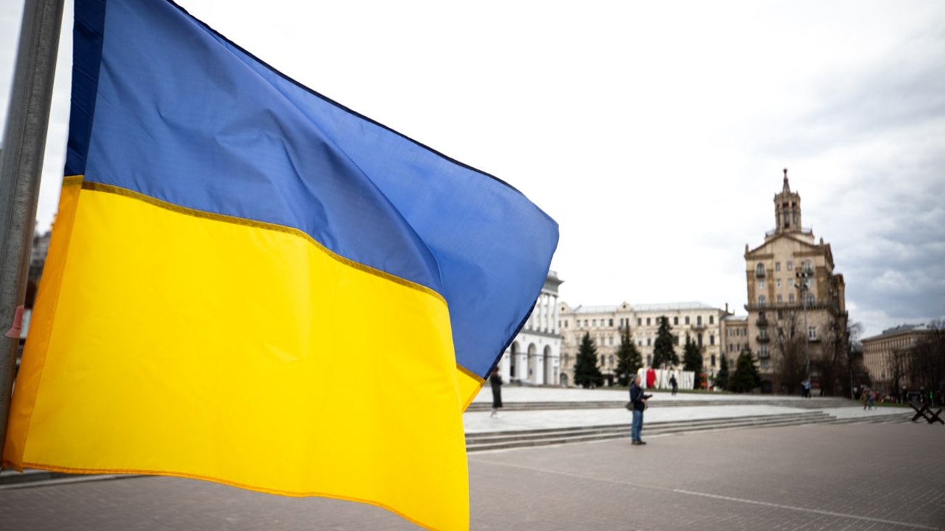Київ відзначає 32 річницю підняття Державного Прапора України - фото