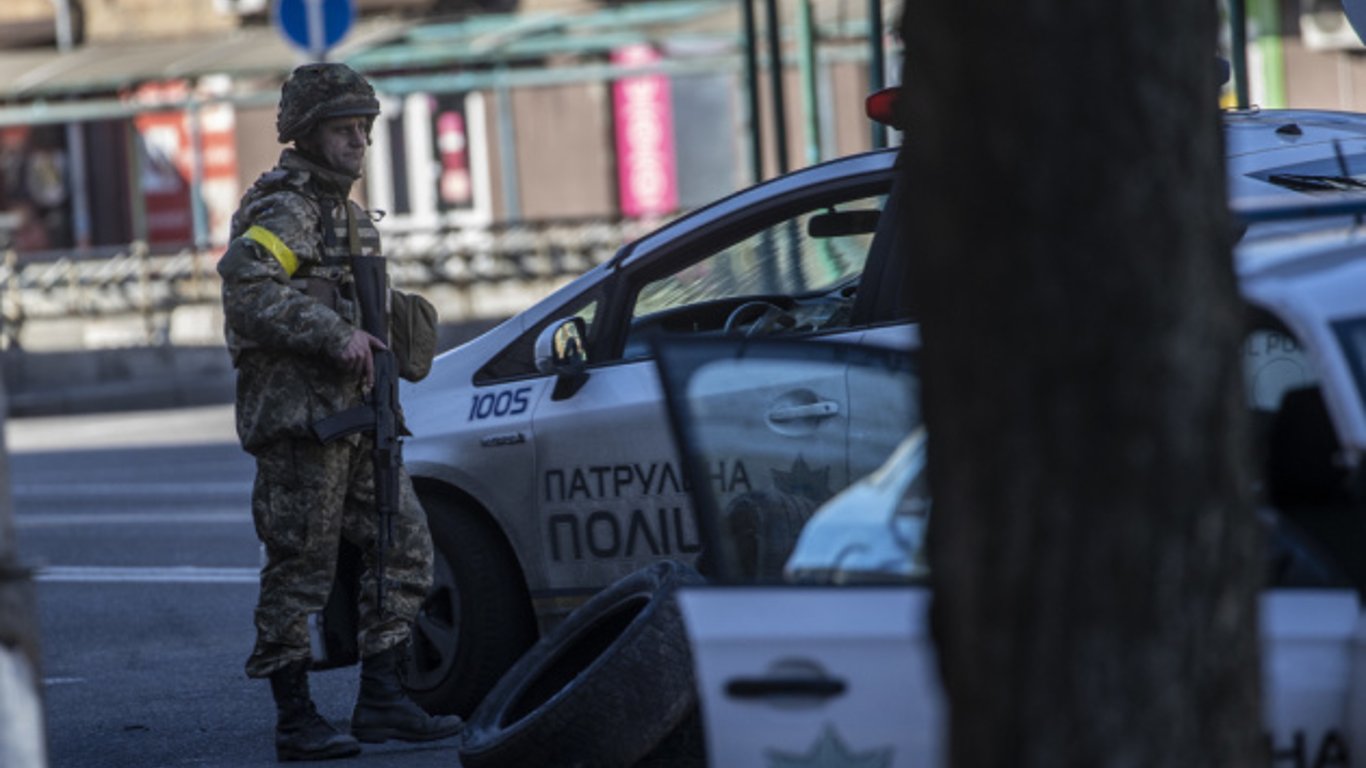 В Киеве вводят новые спецпропуска: что известно