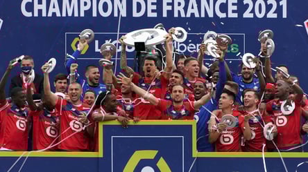 Французький футбольний клуб "Лілль" зібрав гуманітарну допомогу для Харкова - 285x160