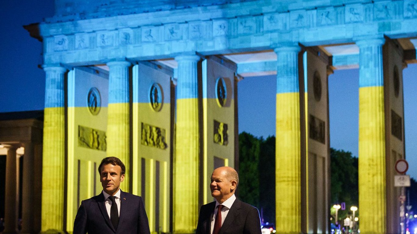 Украина может получить статус кандидата ЕС в июне – эксперты рассказали о позициях Франции и Германии