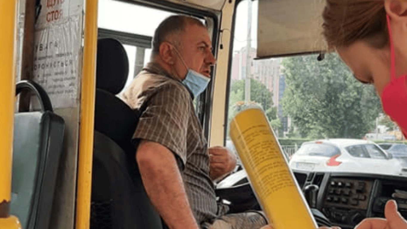 Водитель не пустил в маршрутку мать с ребенком — в Киеве случился досадный инцидент