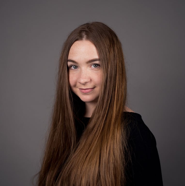 Марина Гонтарь - СММ-редактор