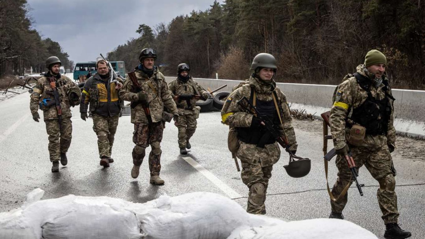 Не тільки дипломатія: українські захисники готують військову деблокаду Маріуполя