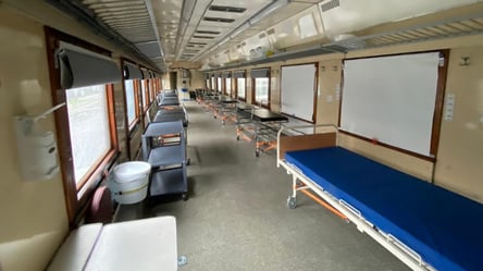 Больница на рельсах: как выглядит медицинский поезд, спасший более 900 жителей Донбасса - 285x160
