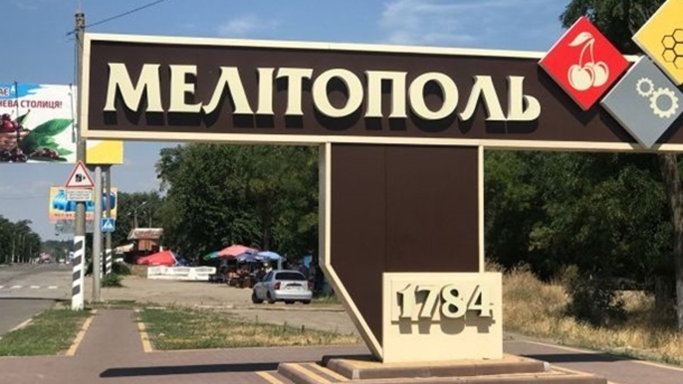 В Мелітополі "кримські гастролери" втричі знизили зарплати медикам та призначають колишніх корупціонерів