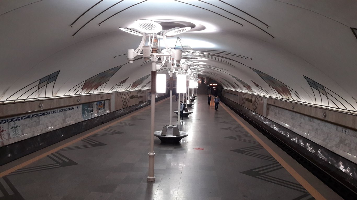 У Києві терміново зачинили станцію метро  "Теремки": що сталося (оновлено)