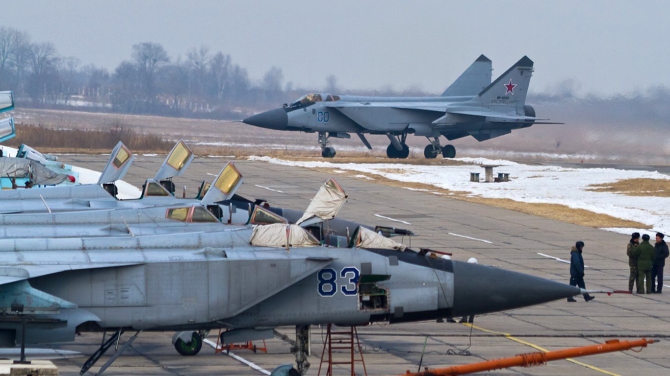 Росіяни активізували авіаційні удари на Донбасі