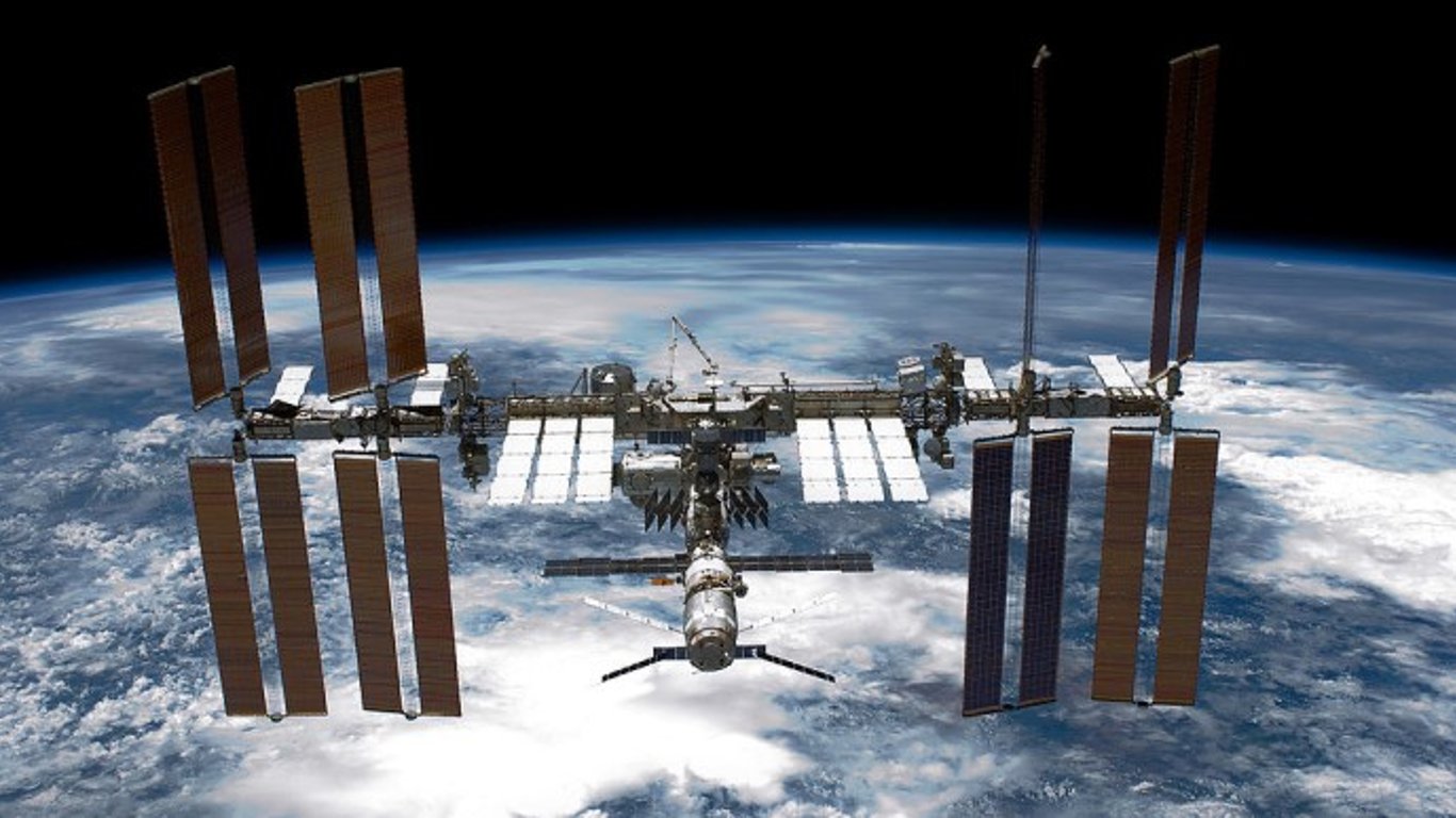 Росія хоче створити власну орбітальну станцію в космосі та покине МКС після 2024 року