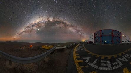 В мережі показали дивовижне фото космічної арки Чумацького шляху - 285x160