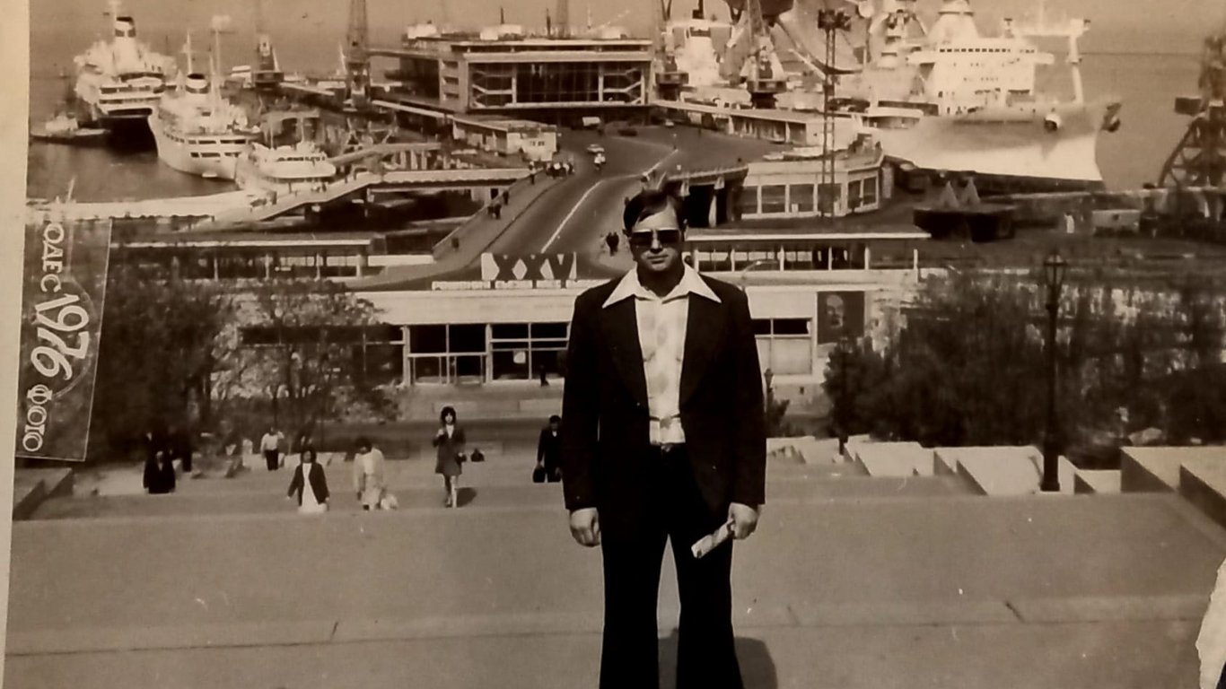 В сети опубликовали фото Одесского морского вокзала 1976 года