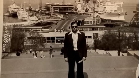 У мережі з'явилося архівне фото морвокзалу Одеси у 1976 році: що за загадкове судно на причалі - 285x160