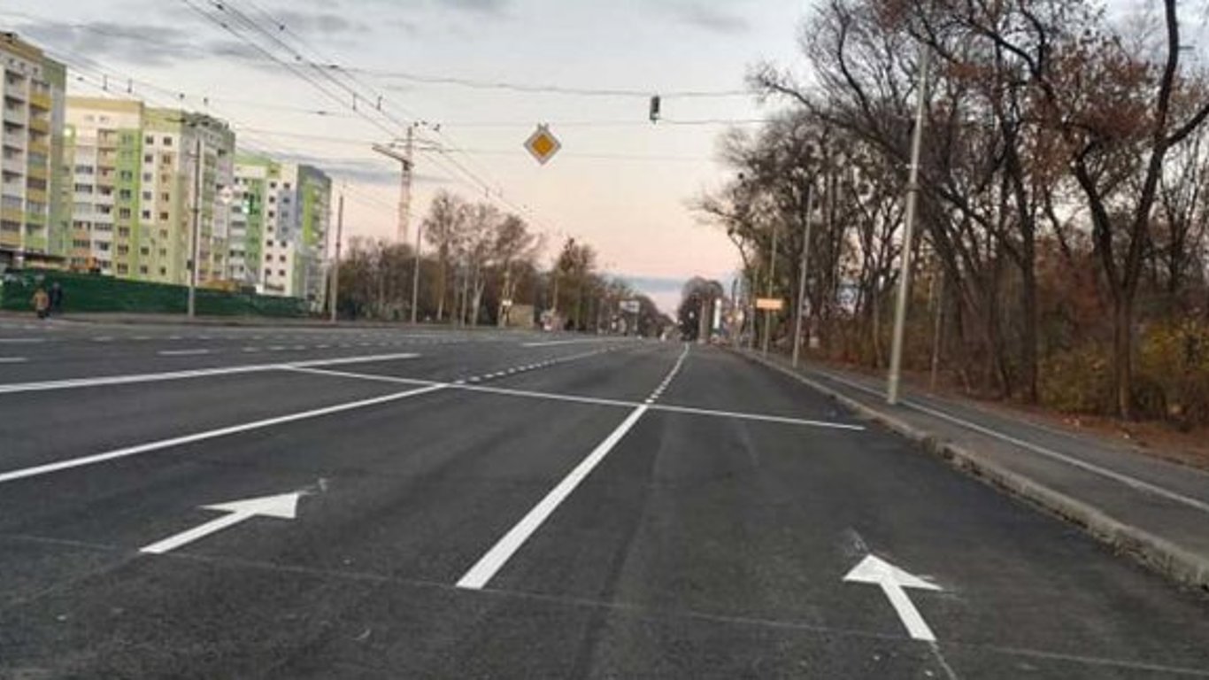 Завершилась реконструкция проезжей части Московского проспекта в Харькове