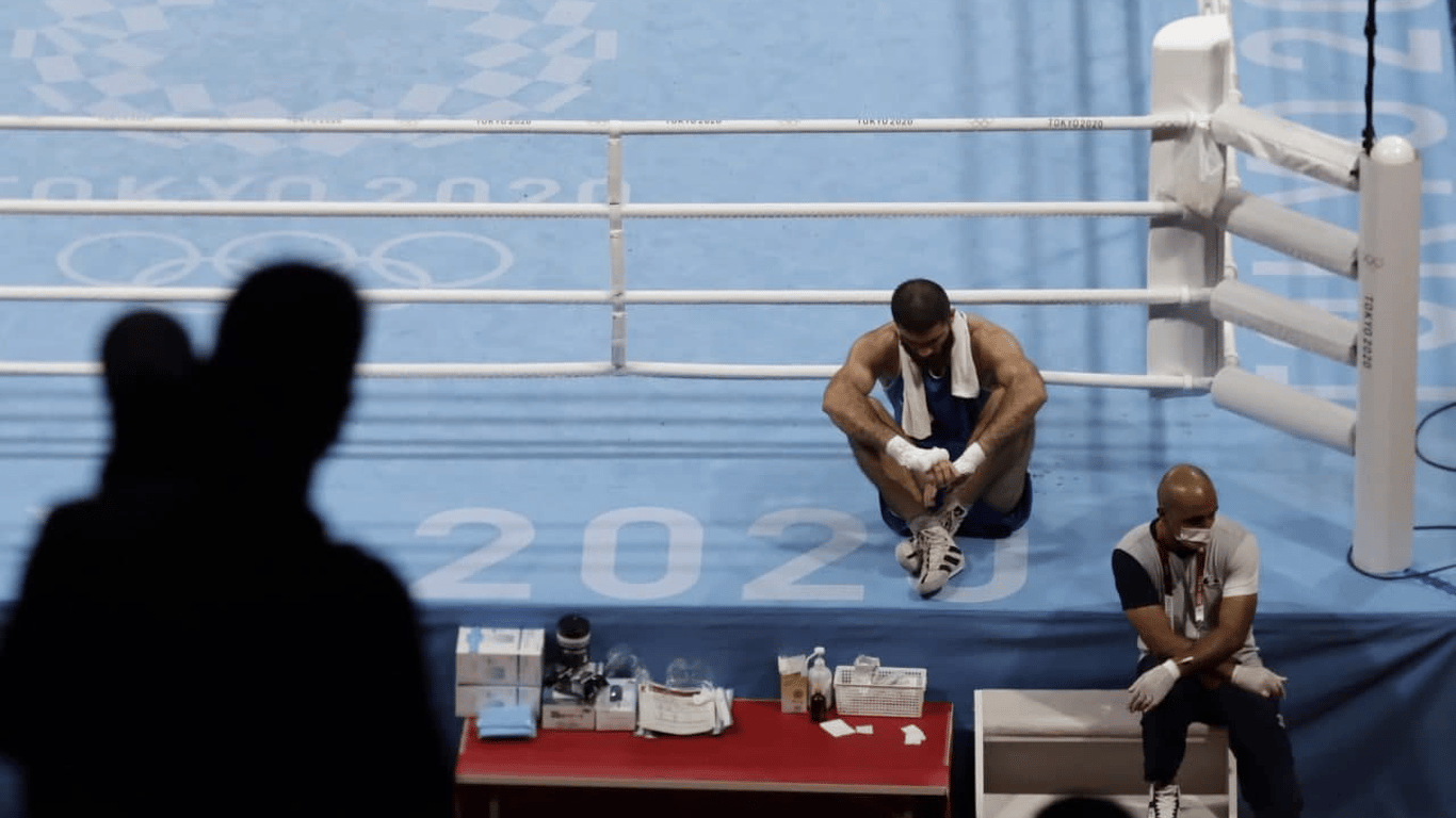 Мурад Алиев - боксер устроил забастовку на Олимпиаде в Токио