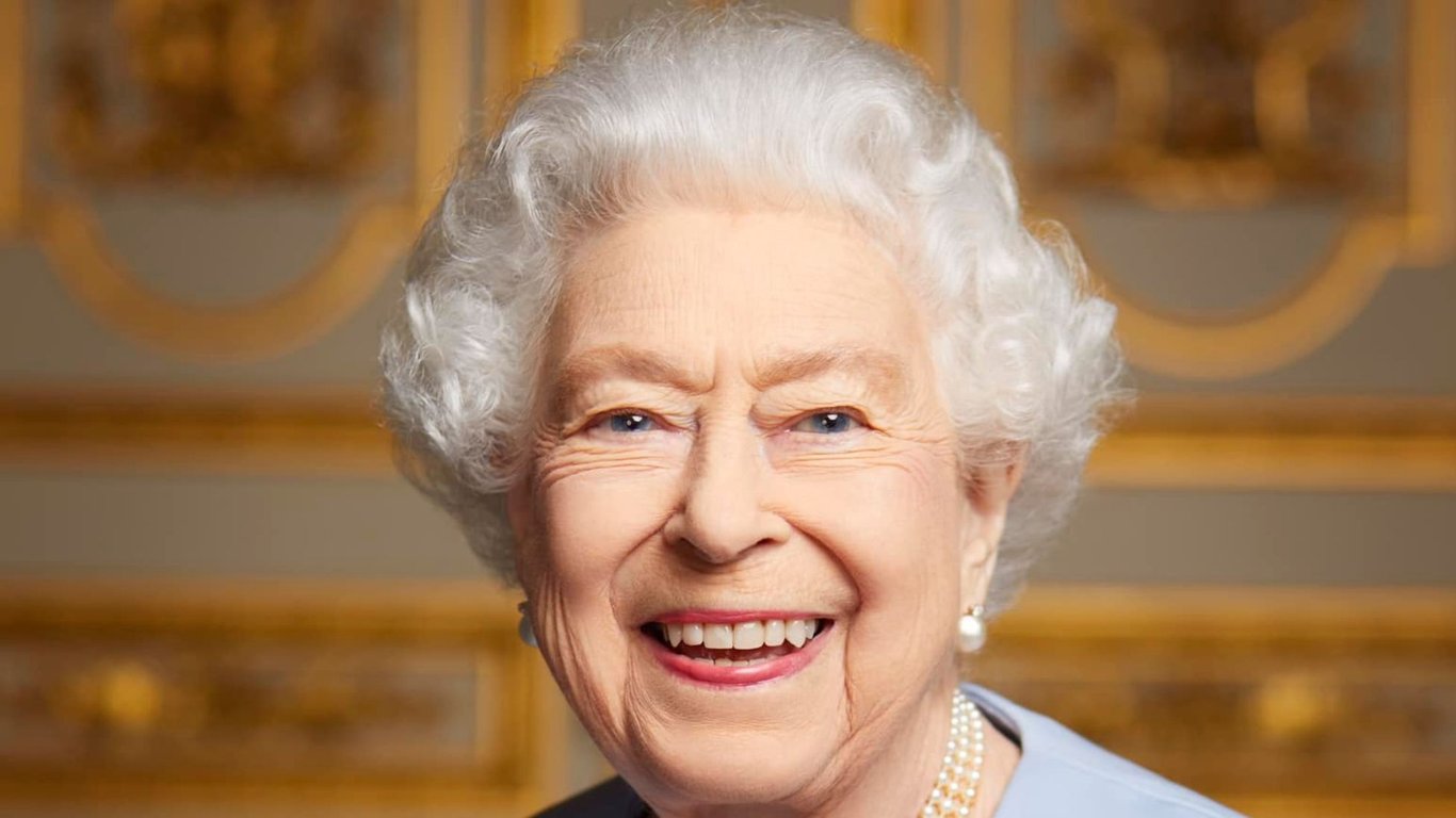 Королевская семья обнародовала последнюю фотографию Елизаветы II