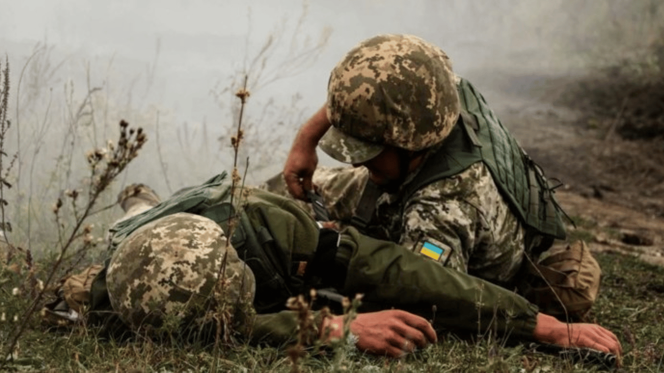 На Донбасі російські найманці вбили військового ЗСУ і поранили іншого