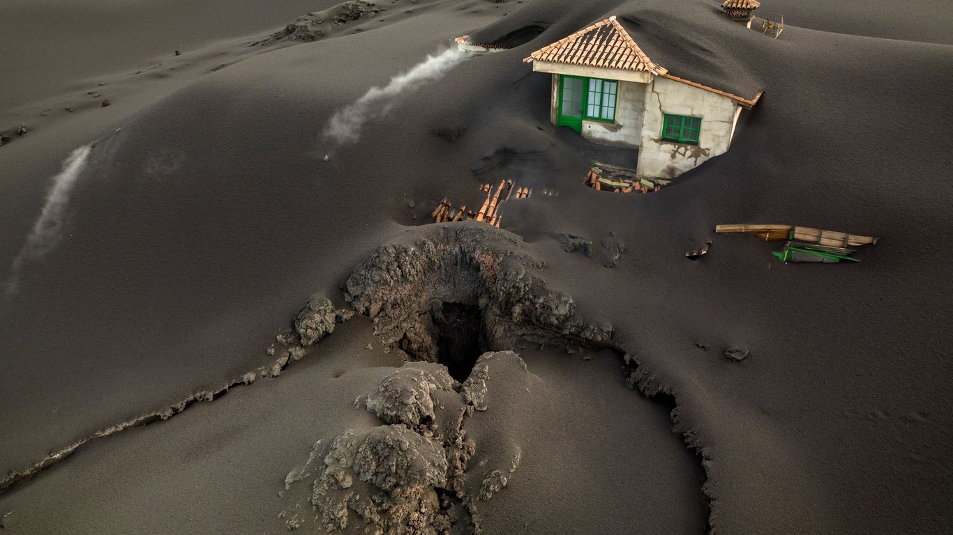 На Канарських островах майже завершилося виверження вулкану -