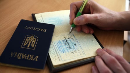 Дерусификация Киева: нужно ли горожанам менять документы - 285x160