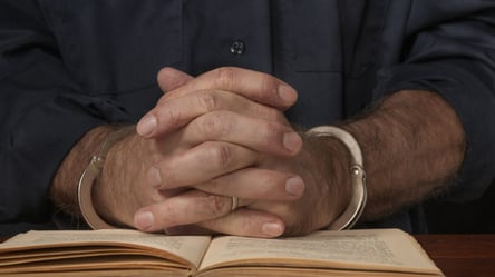 Прочитати "Поліанну": в Одесі суддя оригінально покарав чоловіка, який дав ляпас незнайомцю - 285x160