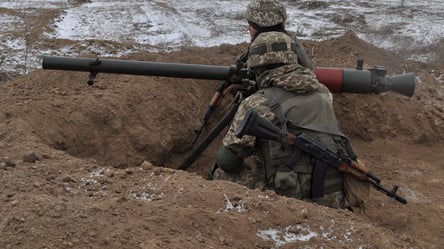 Окупанти двічі відкривали вогонь по українських позиціях на Донбасі - 285x160