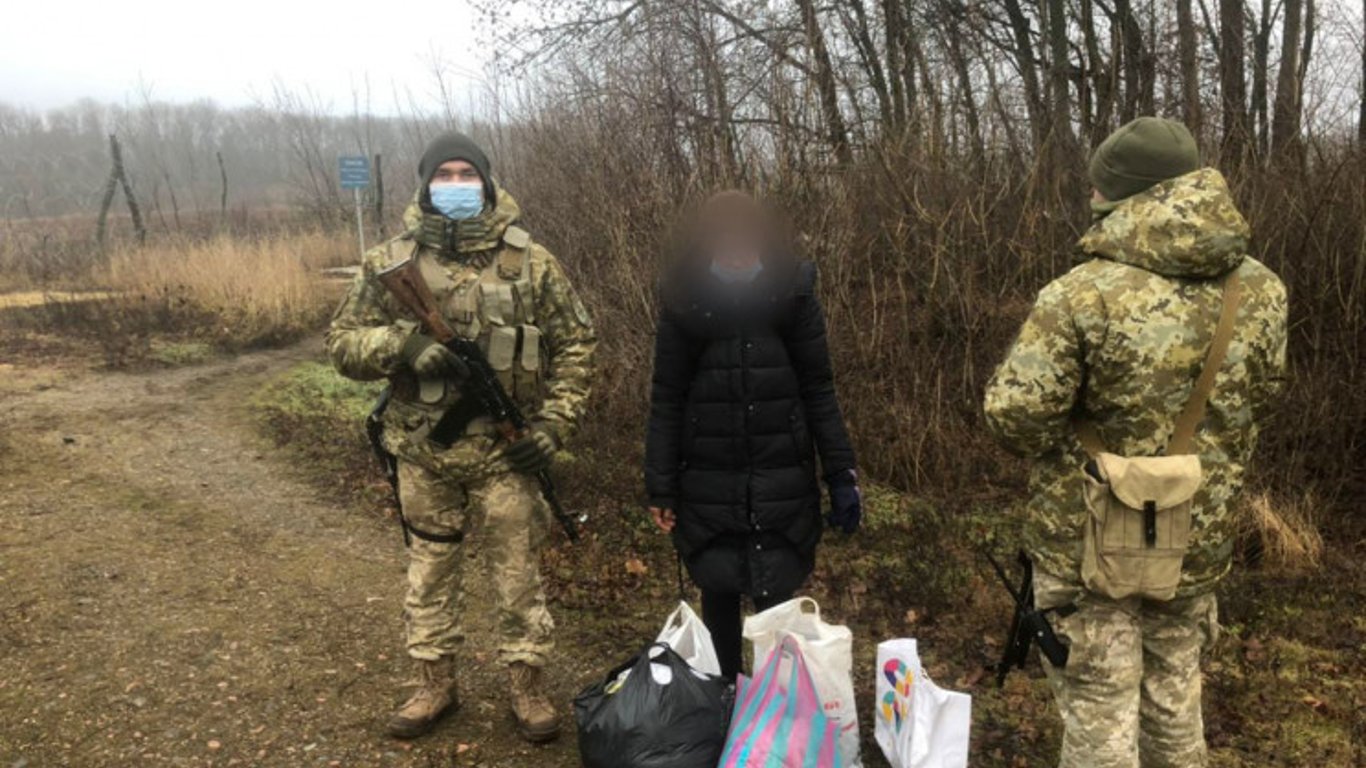На Харківщині прикордонники затримали двох людей на кордоні з Росією