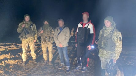 Незаконное пересечение границы: львовский отряд задержал трех нарушителей - 285x160