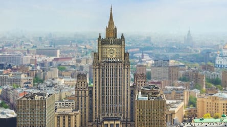 В Москві заявили, що НАТО "відпрацьовує застосування проти Росії ядерної зброї" - 285x160