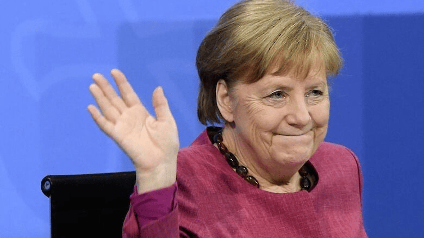 Названо розмір майбутньої пенсії Ангели Меркель